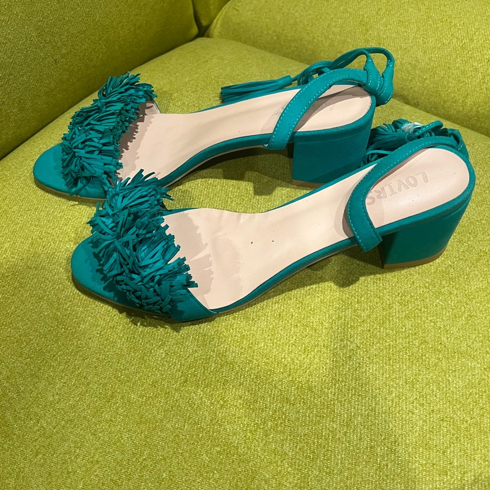 Size 12 LOVIRS Fringe Sandal